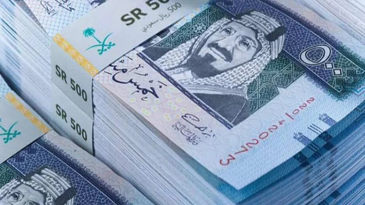 تغيرات أسعار الريال السعودي مقابل الجنيه بعد تراجع قيمة الدولار الأمريكي في مصر